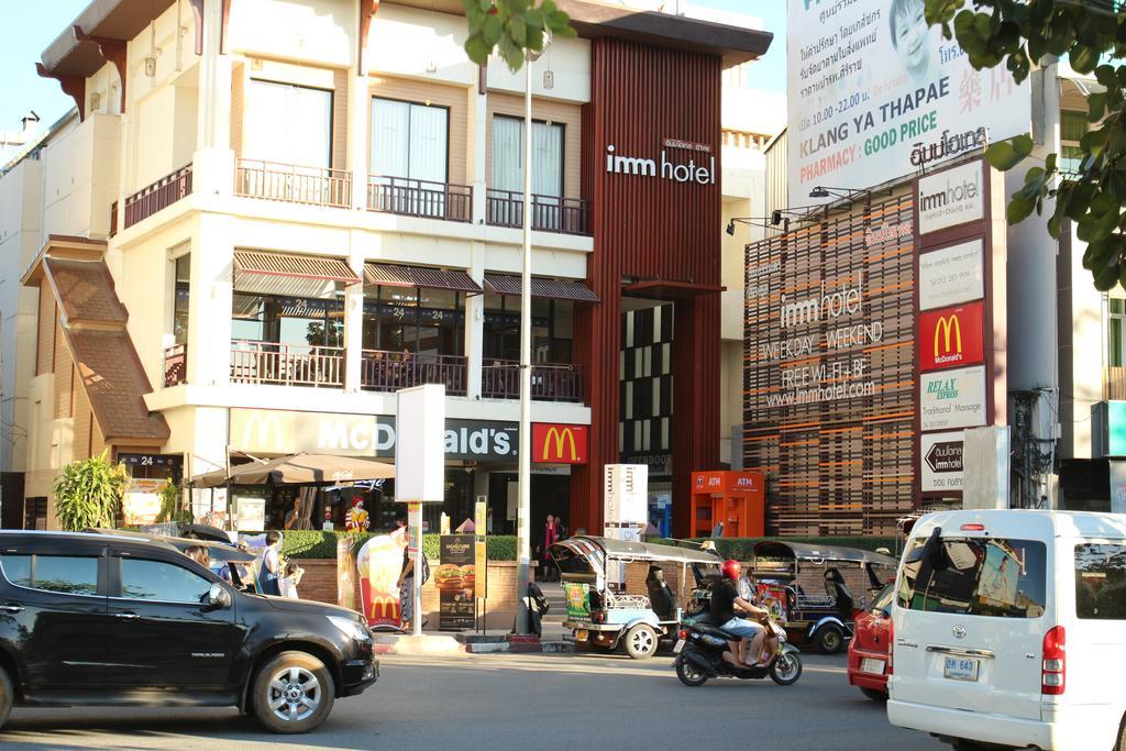 Z'S Hostel At Tha Phae Gate Chiang Mai Exteriör bild