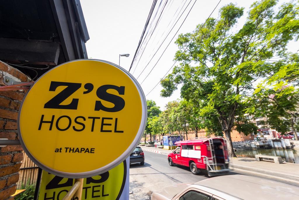 Z'S Hostel At Tha Phae Gate Chiang Mai Exteriör bild